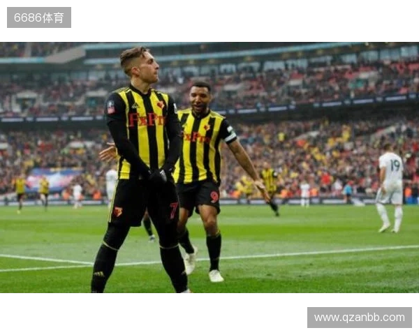 世体:巴萨不想让贝尔纳尔重蹈覆辙;球员团队冬窗会做评估